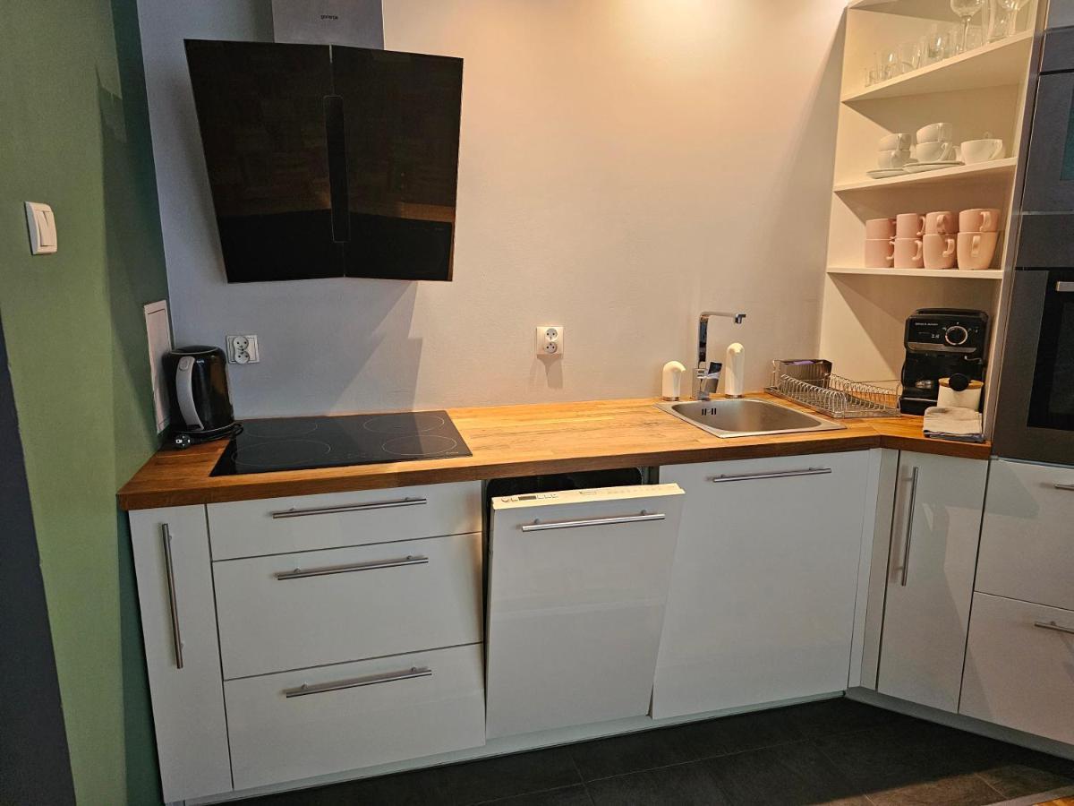 Apartament Rodzinny - Calodobowe Zakwaterowanie, Bezplatny Parking Stary Toruń Exteriör bild