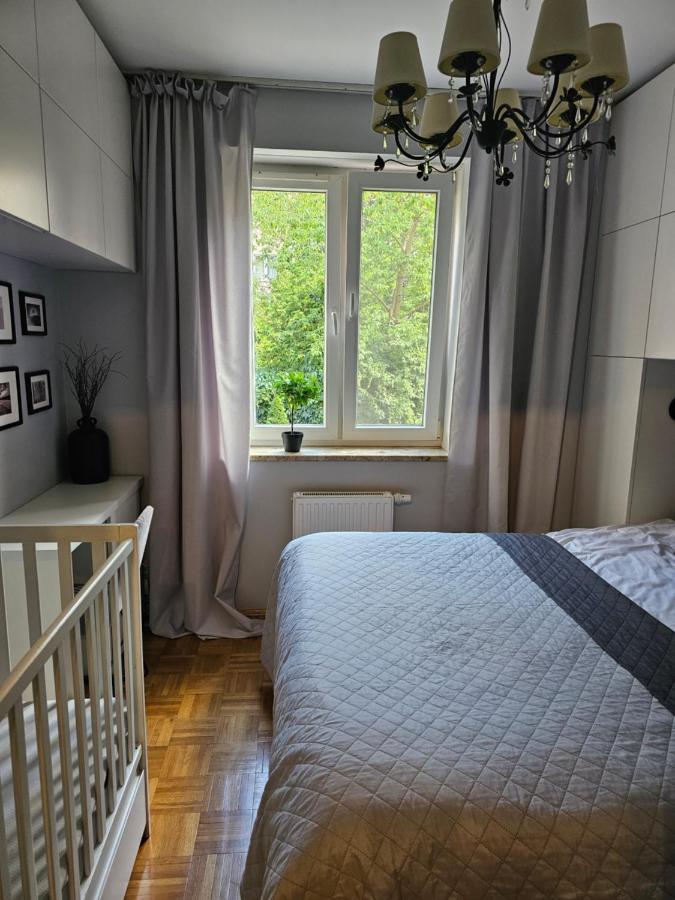 Apartament Rodzinny - Calodobowe Zakwaterowanie, Bezplatny Parking Stary Toruń Exteriör bild